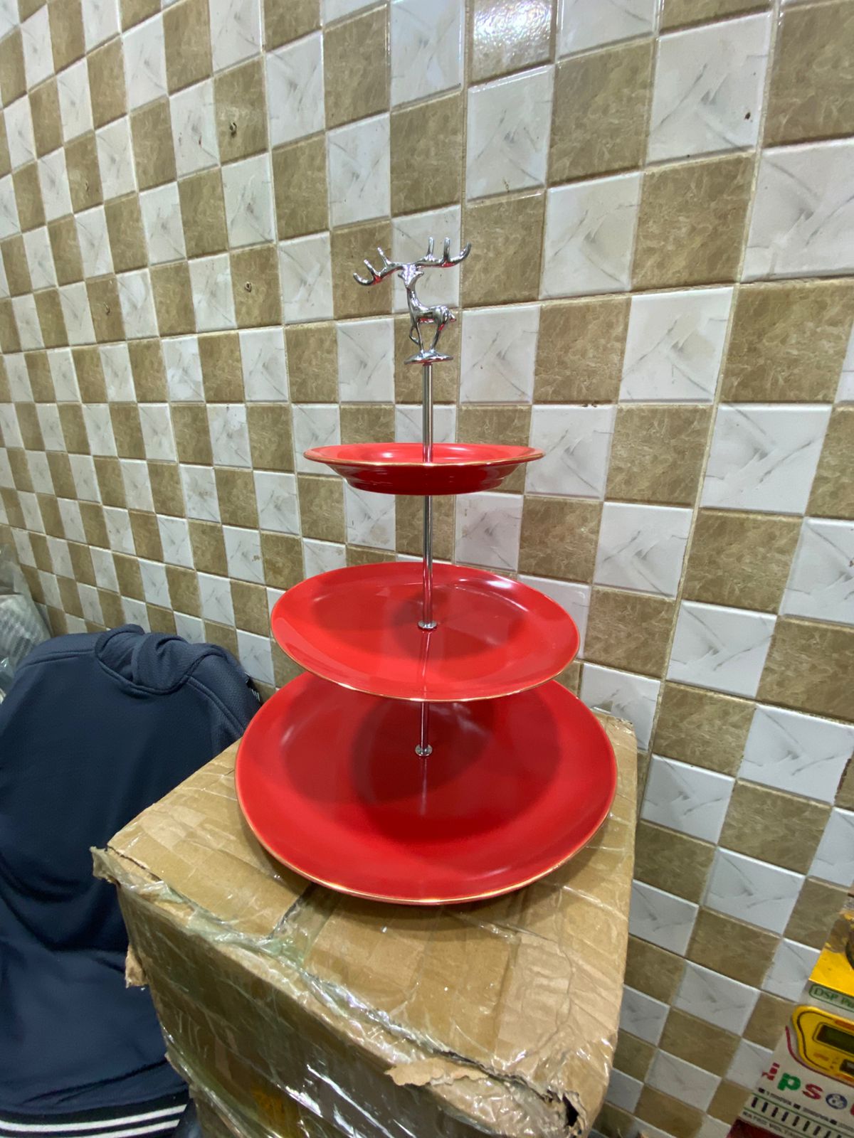 সেরামিক তিন স্তরের ফল ও কেক রাখার স্ট্যান্ড European-styleB2